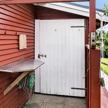2 Bedroom Stunning In Vakantiehuis Aabenraa