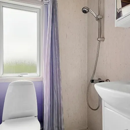 2 Bedroom Stunning In Vakantiehuis Aabenraa