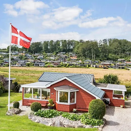 2 Bedroom Stunning In Holiday home
